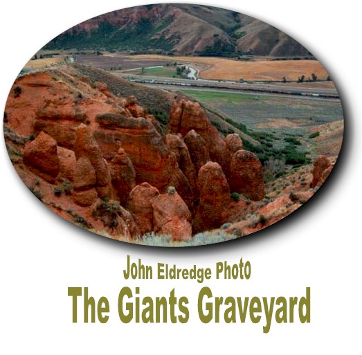 Graveyd.JPG (69877 bytes)